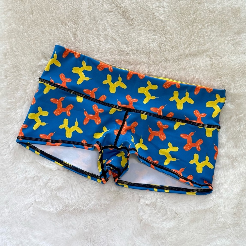 WAGS & WEIGHTS L Balloon Dog Shorts • Limited Edition Gym Athletic Shorties